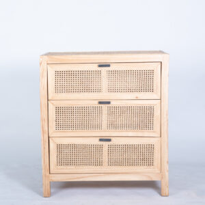 Cómoda con esterilla rattan